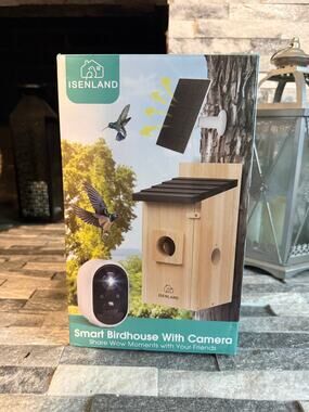 ISENLAND Smart Birdhouse WiFi Camera Solar Powered HD Live Nest Box